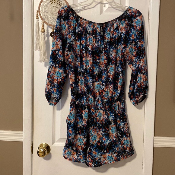 Design lab black multi color print romper - Picture 1 of 7